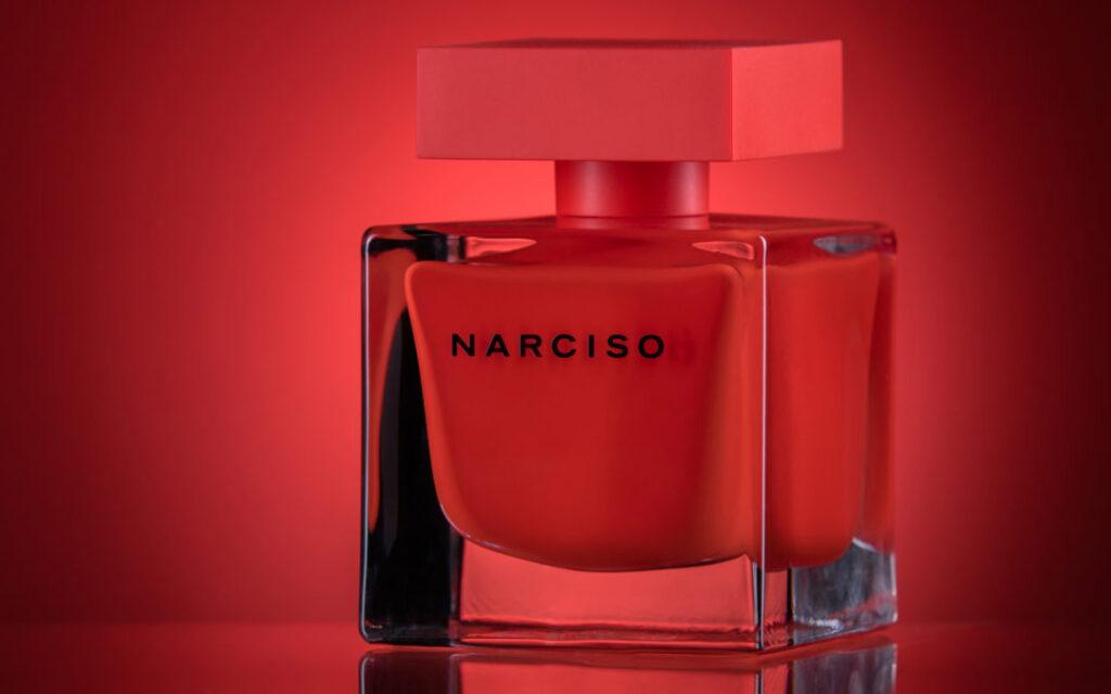 Atrakcyjny NARCISO ROUGE: Nowe oblicze czerwieni